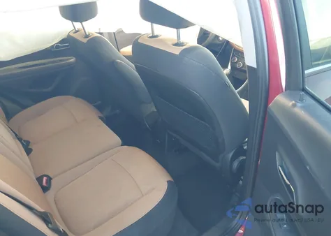 2020 Chevrolet Trax Awd Lt z USA, uszkodzony, nr VIN 3GNCJPSB7LL194512